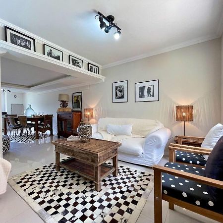 Casa Triplex 3 Dorm A 6Qd Rua Coberta 카넬라 외부 사진