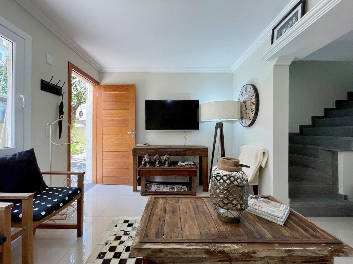 Casa Triplex 3 Dorm A 6Qd Rua Coberta 카넬라 외부 사진